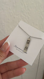 Tu Historia en una Mirada | Collar Rectángular Personalizado✨