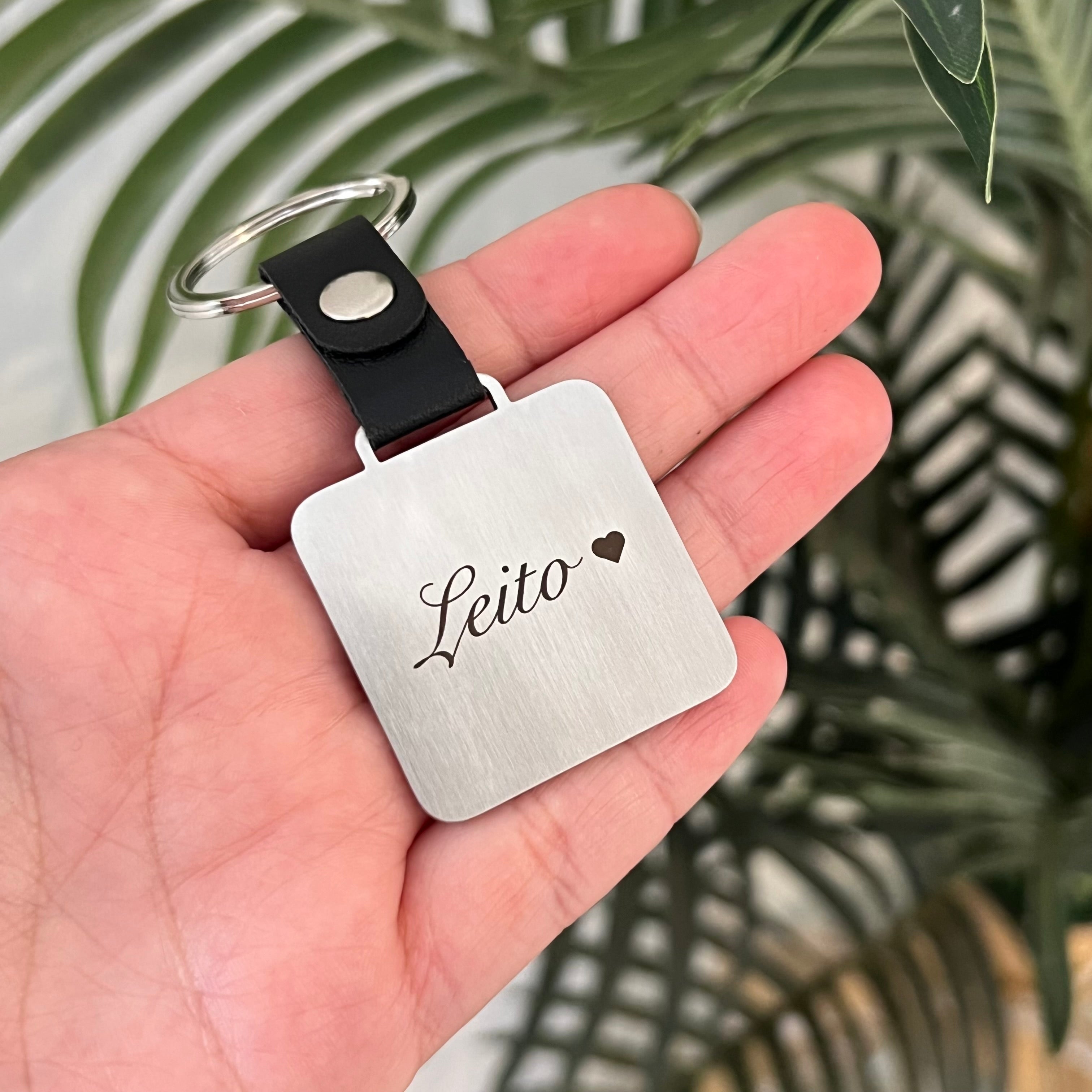 Guarda Recuerdos | Llavero Cuerina Personalizado ⭐