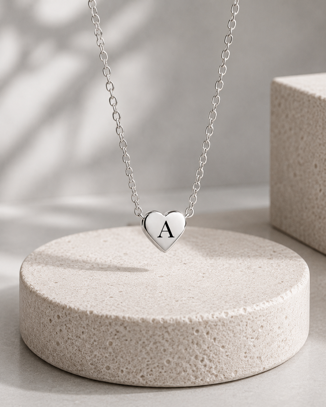 Tu Inicial | Collar Mini Corazón Personalizado ❤️