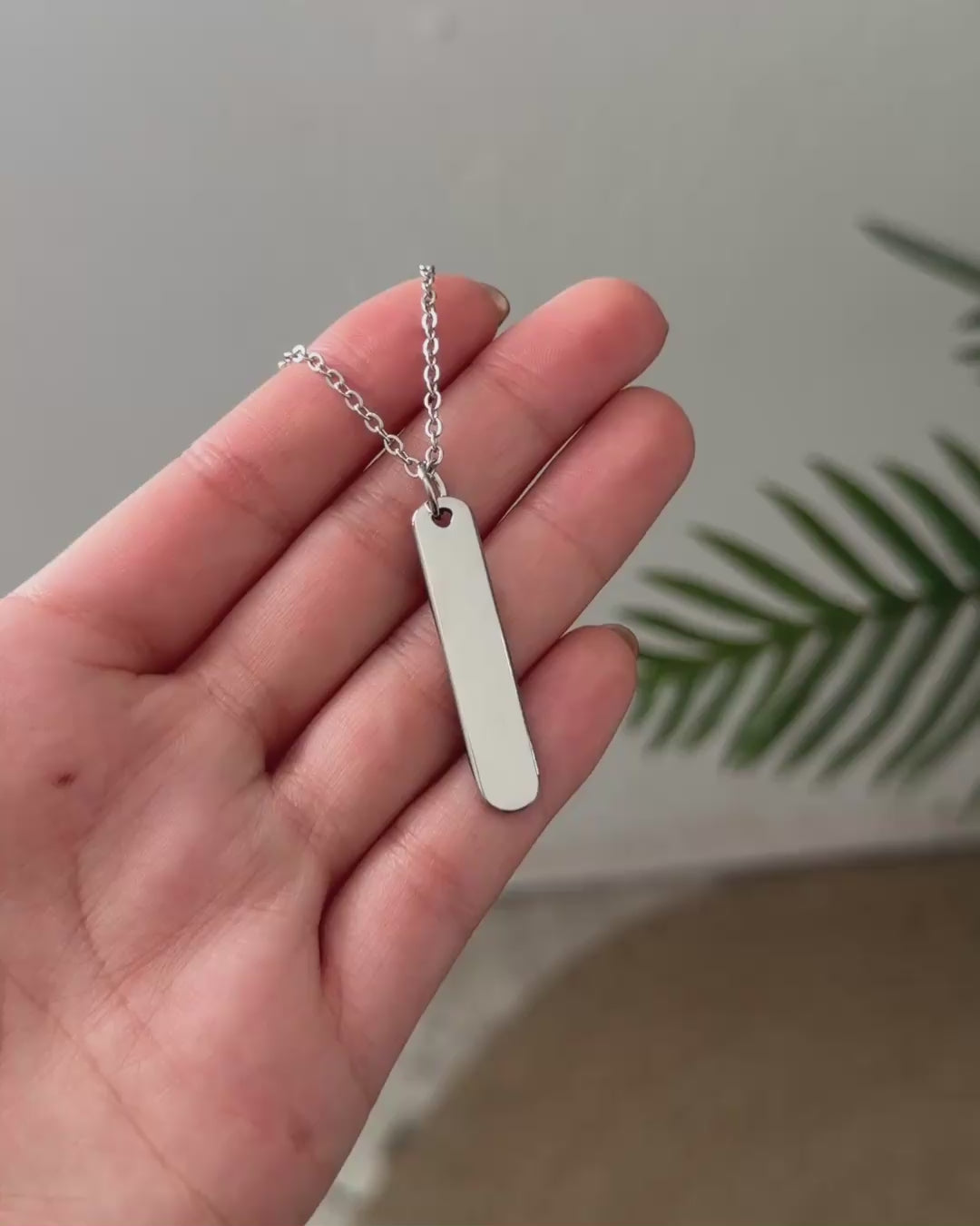 Mirada de Amor Grabada | Collar para Hombre